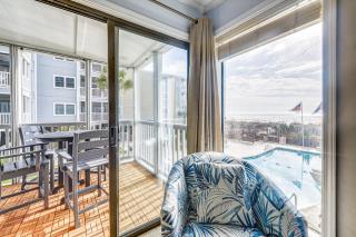Oceanfront North Myrtle Beach Condo Rental with Pool - Myrtle Beach - 5
