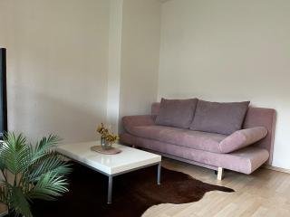 Modern and Central for up to 4 guests - - 0