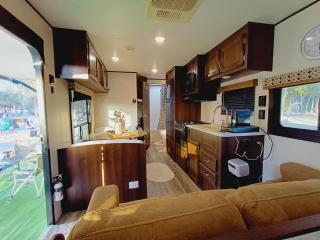 Rehla RV Camping Sarooj Park Al Ain - 1