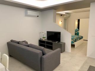 NEW Residenza le Essenze - i 7 Laghi - Erba - 1