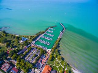 Léna Apartmanház - Balatonlelle - 9