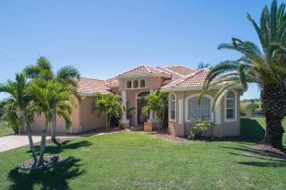 Tommy Bahama-style electric-heated pool home on Gulf-access canal - Villa Ellis - Cape Coral - 7