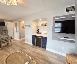 Blue Wave Suite 5 - Clearwater Beach - 3
