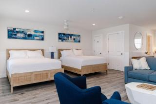 2005 Queen Suite, 2nd Floor Surfside - Surf City - 2
