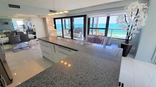 Alexander 1401 - Miami Beach - 0