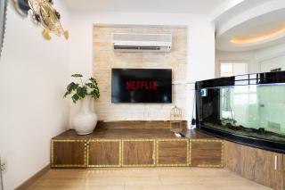 White Penthouse-Rooftop Pool Private -Central City - Ho Chi Minh - 1