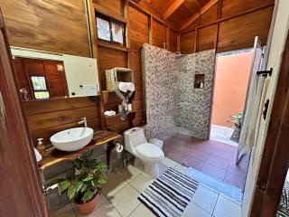 Rain Forest Cabin with trails and river - Fortuna - 7