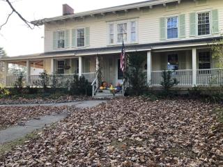 Inn on Great Sacandaga Lake - Northville - 0