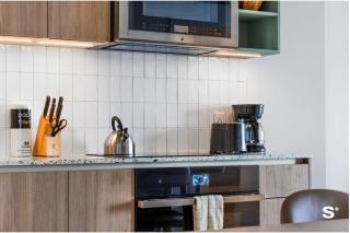Upscale 3BR Escape with Downtown & Water Views - Miami - 2