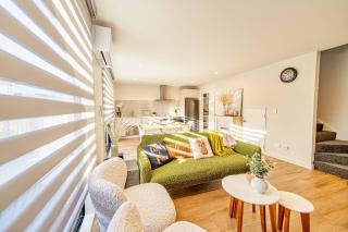 Spacious Serenity near Westfield Mall 6BR - Christchurch - 9