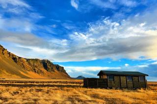 Green Farm Stay with private hot tub - 0