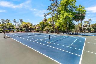 Modern Coastal Retreat Near the Beach and Golf - Sleeps 4 - Edisto Beach - 1
