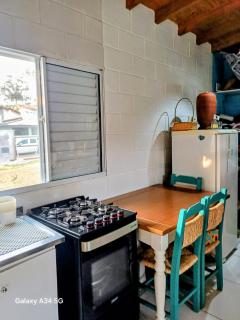 Cabana studio climatizada com amplo pátio junto a lagoa Conceição leste e trilhas para Praia do Moçambique - Florianópolis - 4