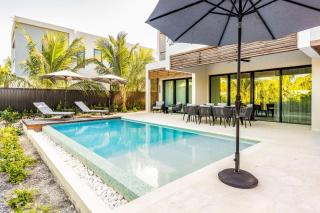 Lotus Villas 1 Leeward Palms Your Gateway to Paradise & Step into Serenity - - 0