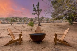 Desert Gold Mid Century Spa Bocce & Firepit - Yucca Valley - 5
