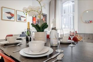 Luxurious 3 Bed Central Covent Garden Penthouse - 4