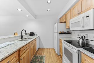 Plaza 1404 - 5