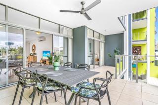 Central 2-Bed Apartment Near Attractions & Dining - Cairns - 3