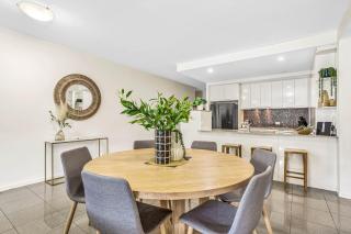 City Centre 3-Bed Apartment with Pool Access - Cairns - 7