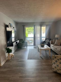 The Arbor - Spacious condo near the Ocean - 7