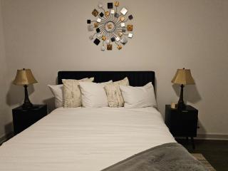 It's a cozy condo in the city! - Lithia Springs - 4