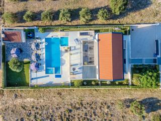 Modern villa with private swimming pool - Vrana - 3