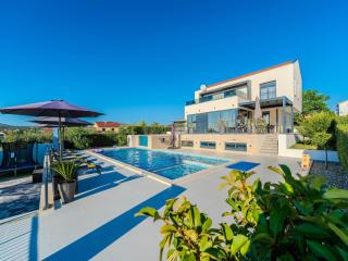 Modern villa with private swimming pool - Vrana - 8