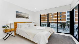 405 Pine Tree Short Walk To Beach Accom Holidays - Terrigal - 6