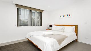 405 Pine Tree Short Walk To Beach Accom Holidays - 5