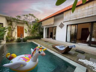 Villa Sinergi 2BR Tranquil Villa in Seminyak - Seminyak - 9