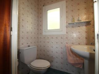 CABIONI 4 - Amplia casa adosada con piscina comunitaria abierta de junio a septiembre, situada a pocos metros de la playa de Grifeu - ES-228-196 - Llança - 7