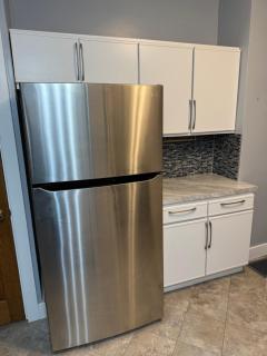 Charming 3-bedroom house next to Hollywood Casino! 1 minute from Interstate 75 - 4