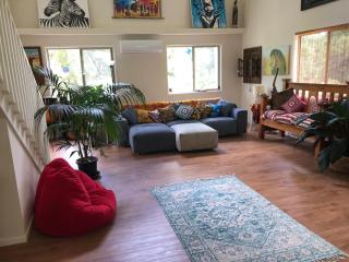 THE TAJ- Loft on Russel Island - 8