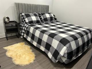 Dream HOUSE, Basement - Thorold - 5