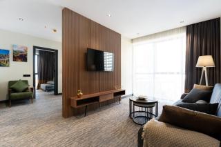 NOVA LUXE Hotel & Residences - Batumi - 4