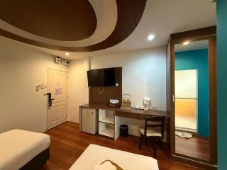 Bed By Cruise Hotel At Samakkhi-Tivanont - Nonthaburi - 4