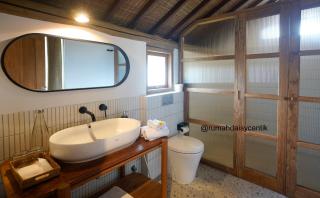 Poolside Villa With Monkey View in Kaba-Kaba - Tumbak Bayuh - 2