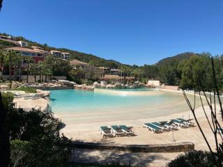 Appartement 2 chambres- 6 personnes-restanques golf de St TROPEZ - Grimaud - 0