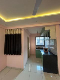Cozy Flat in Ahmedabad - Ahmedabad - 4
