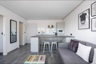 The Black&White Apartment - Torremolinos - 9