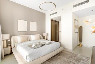 Luxury 2BR at Grand Bleu - 8