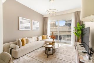 Luxury 2BR at Grand Bleu - 3