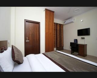 Surya O Hotel - Nova Deli - 3