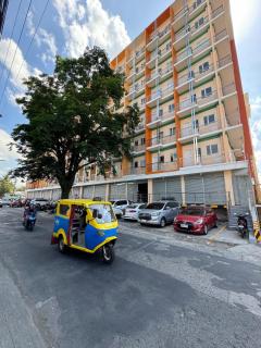 SM Naga City 2BR River view Balcony with Fiber Internet - Naga - 8