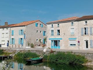 Hotel Au Marais - Coulon - 0