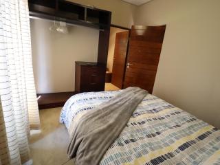 Modern 1 Bedroom Apartment - Bloemfontein - 6