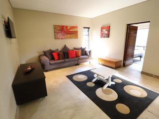 Modern 1 Bedroom Apartment - Bloemfontein - 0