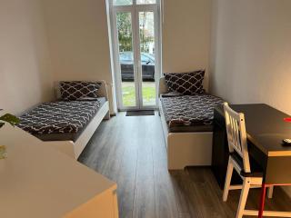 Möblierte Wohnung mit ruhiger Terrasse in bester Lage für Feriengäste und beruflich Reisende - 8