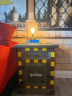 Potters Hideout- 2 Bedroom 2 Bathroom Apartment - Watford - 8