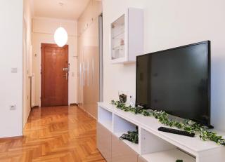 Modern&Sunny, 1BD, next to metro - Athens - 4